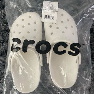 All White CROCS 🐊